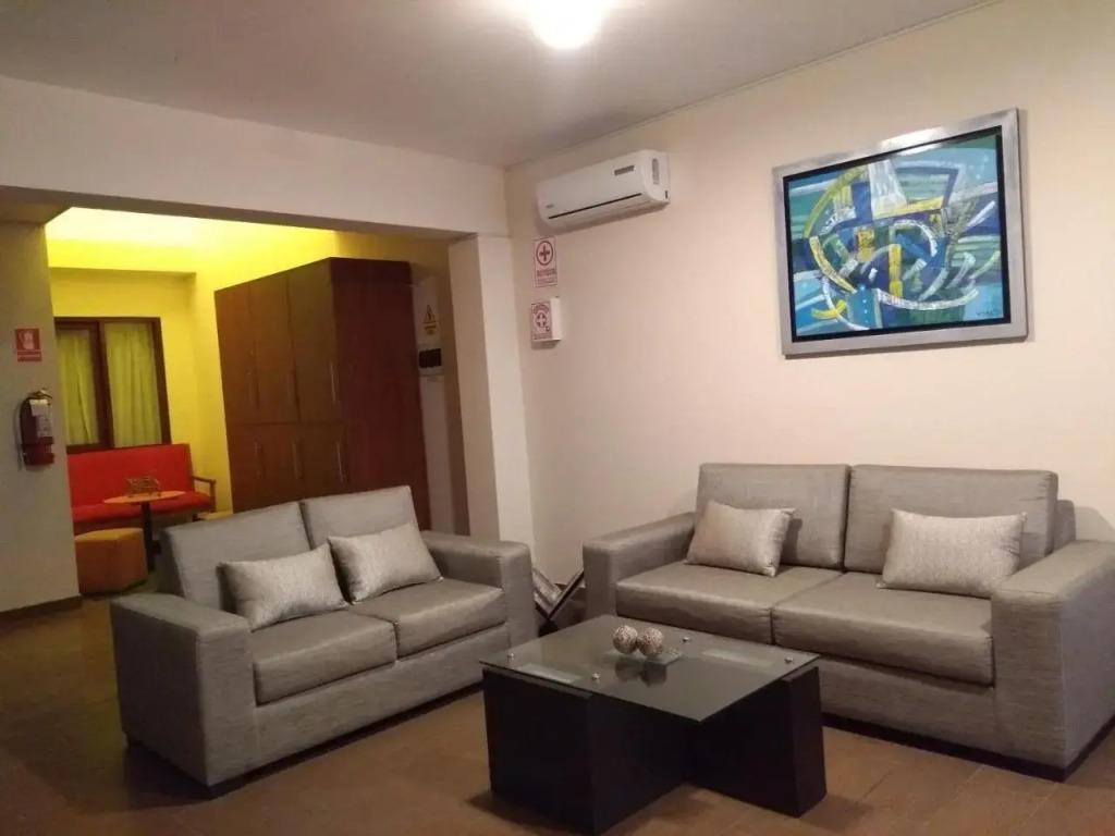 El Puerto Hotel