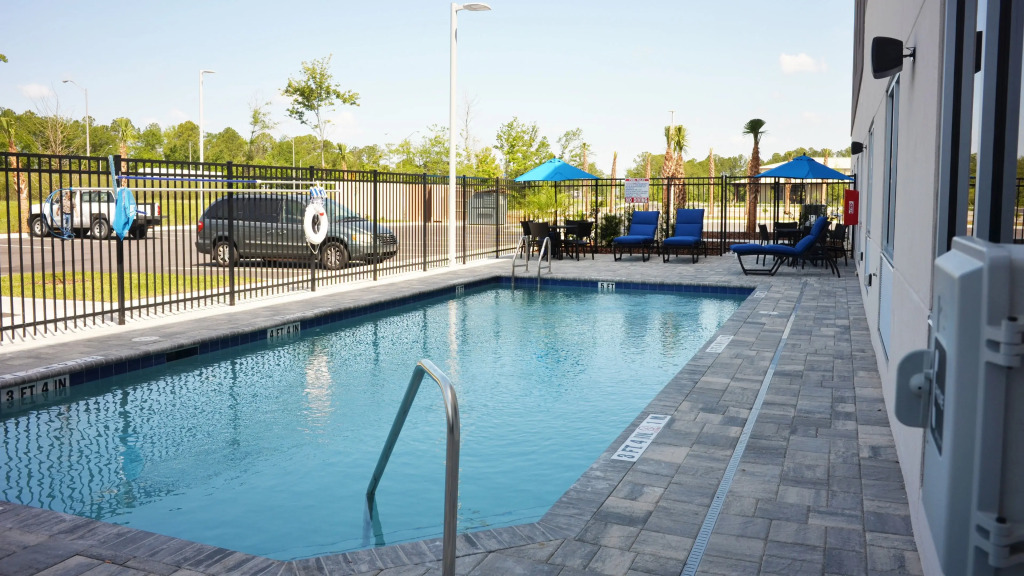 Holiday Inn Express & Suites - Jacksonville W - I295 and I10 by IHG