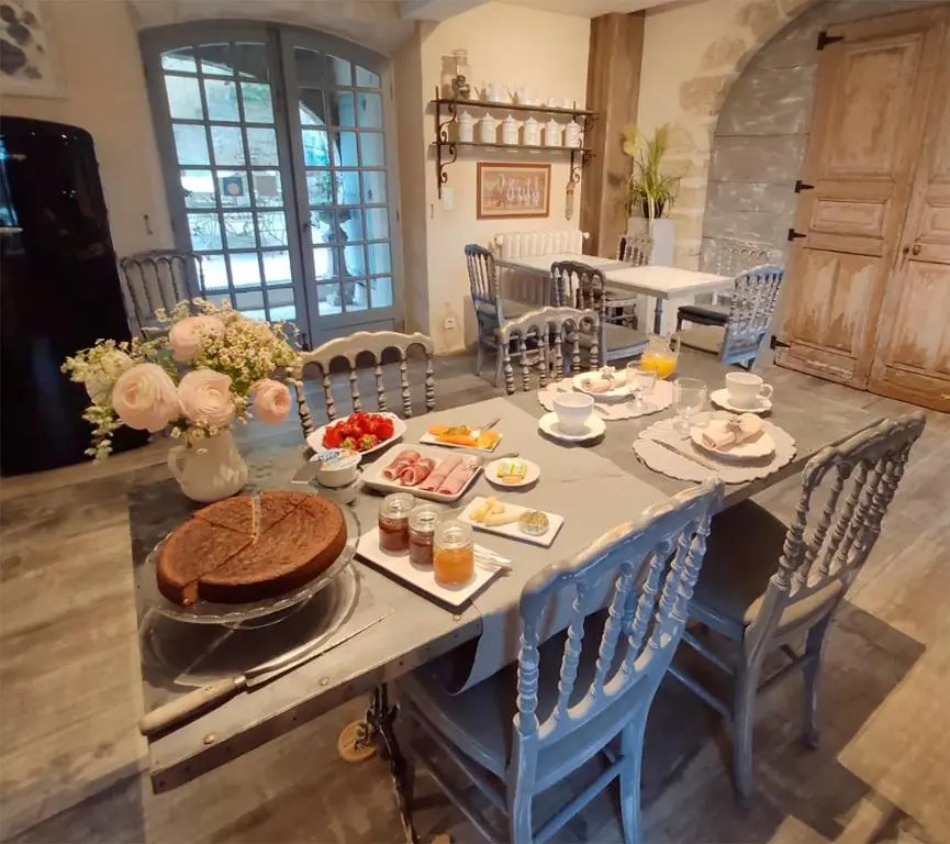 Le Petit Chateau