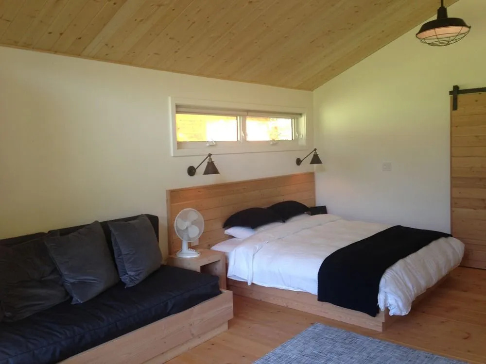 Tweedsmuir Park Lodge