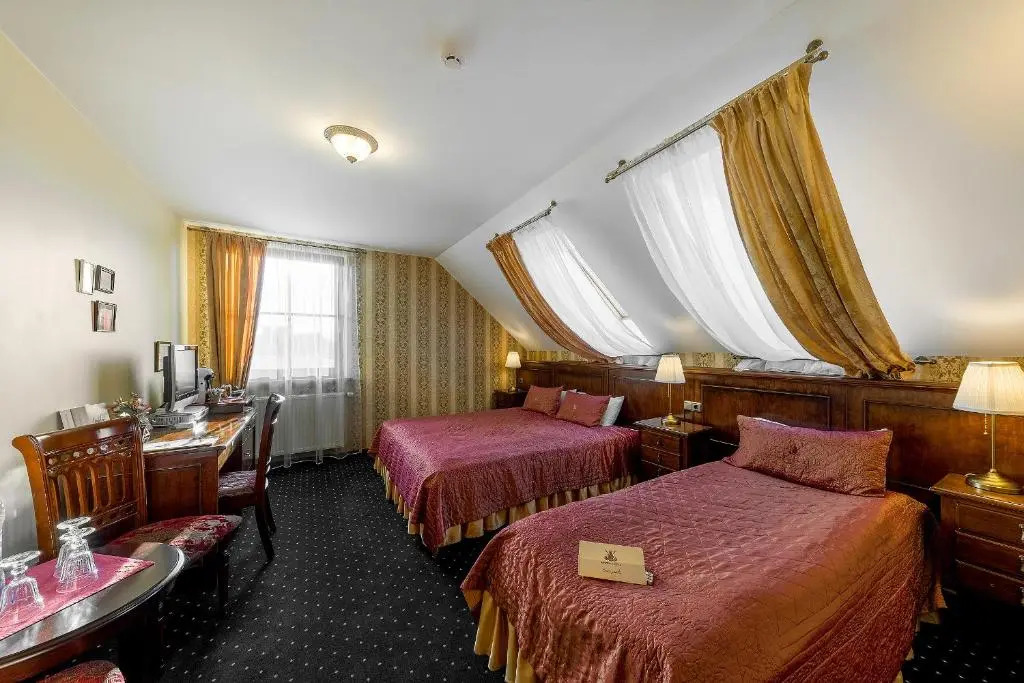Rowing Hotel