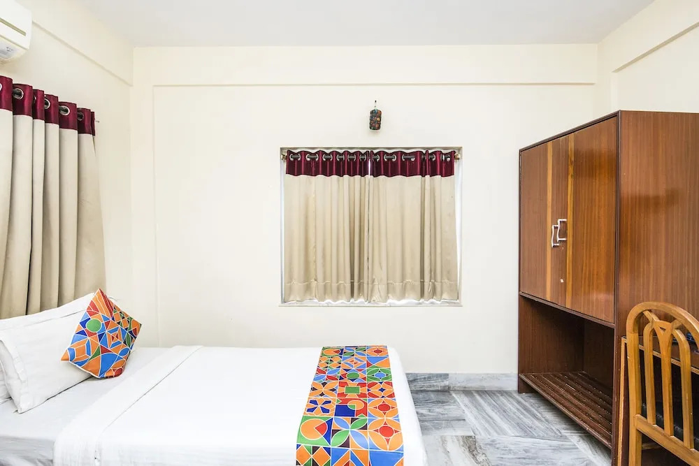 FabHotel Serena II