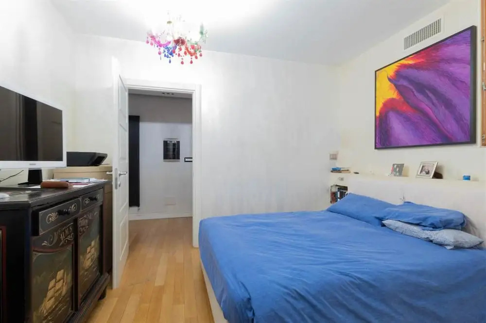 Beautiful 1-bed Apartment in Roma