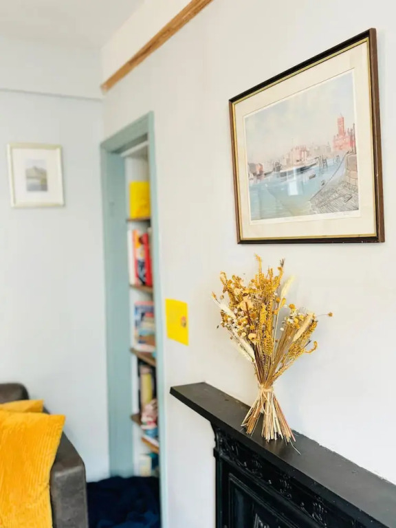The Cottage, 3 Bedroom, Pets Welcome