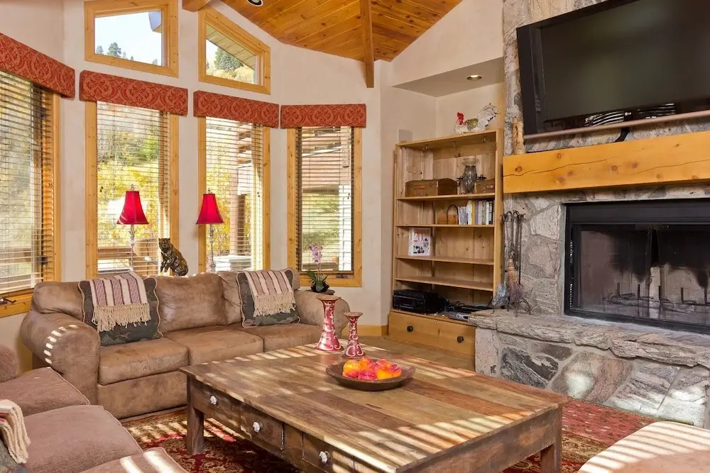 Trail's End Lodge 4 Bedroom Condo #17 with Spa by Deer Valley Resort