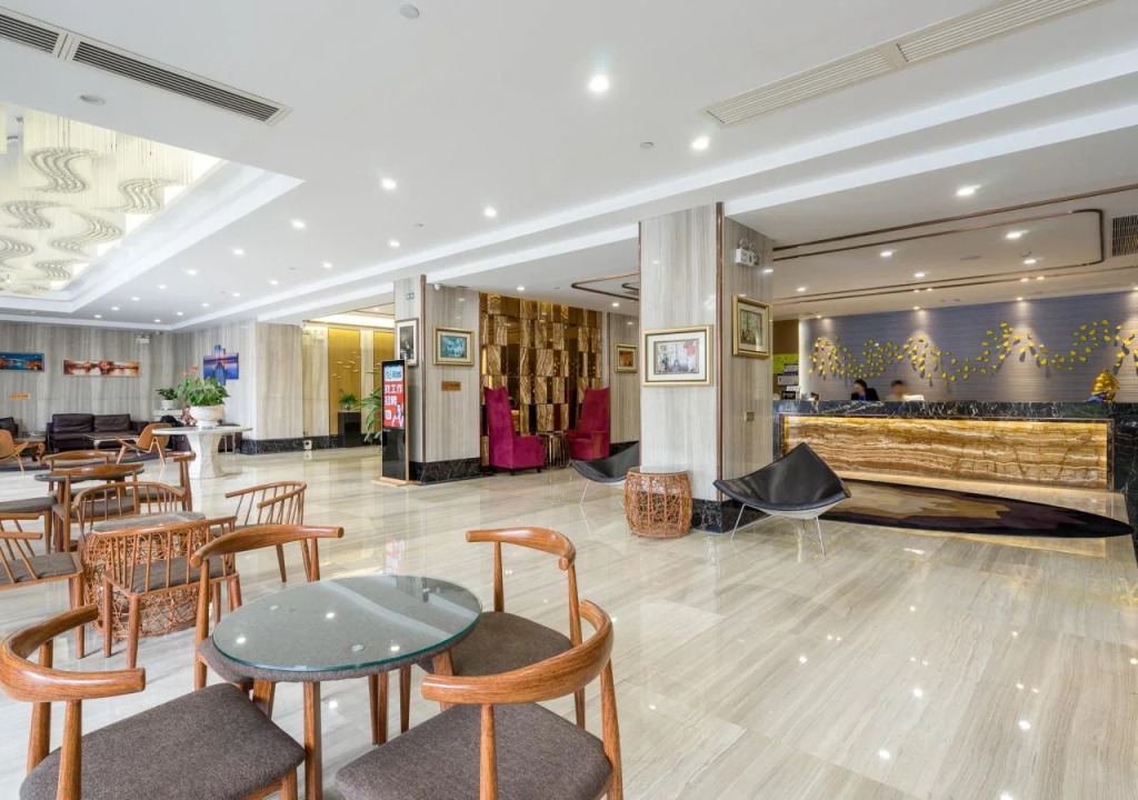 Days Inn Panyu