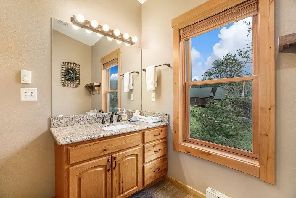 Solitude Eagle #5 - Estes Park 2 Bedroom Condo by RedAwning