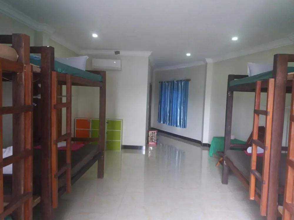 Blue Diamond Hostel