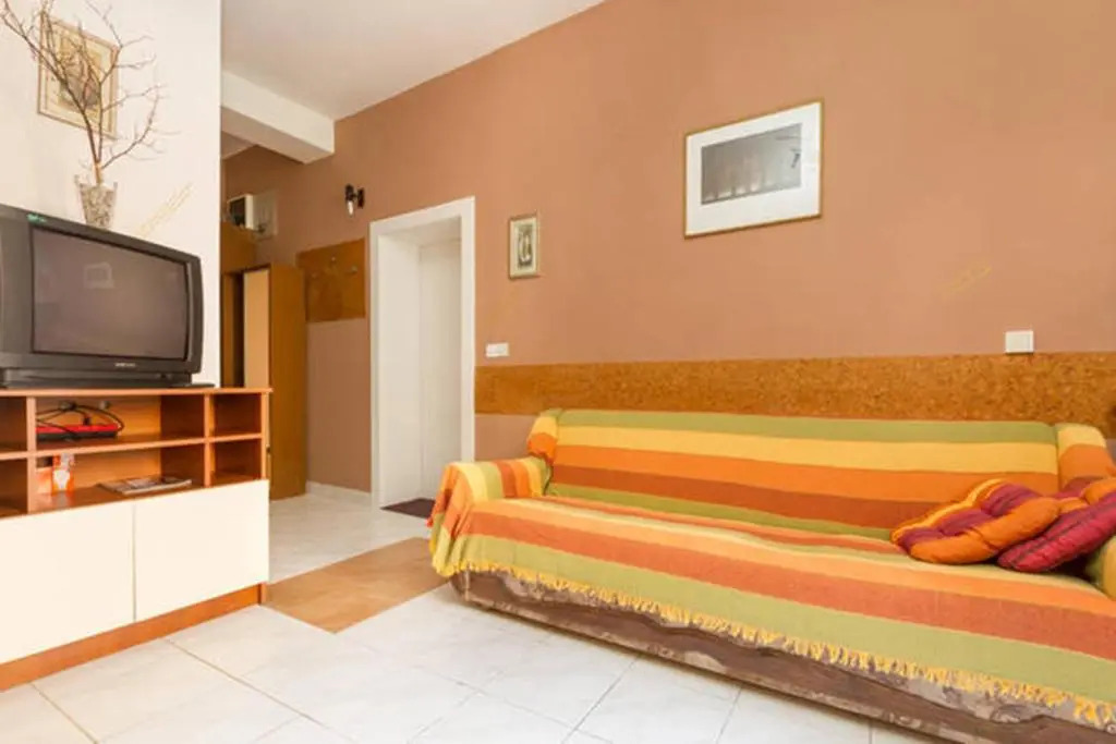 Luxury apartment Marjan - Black