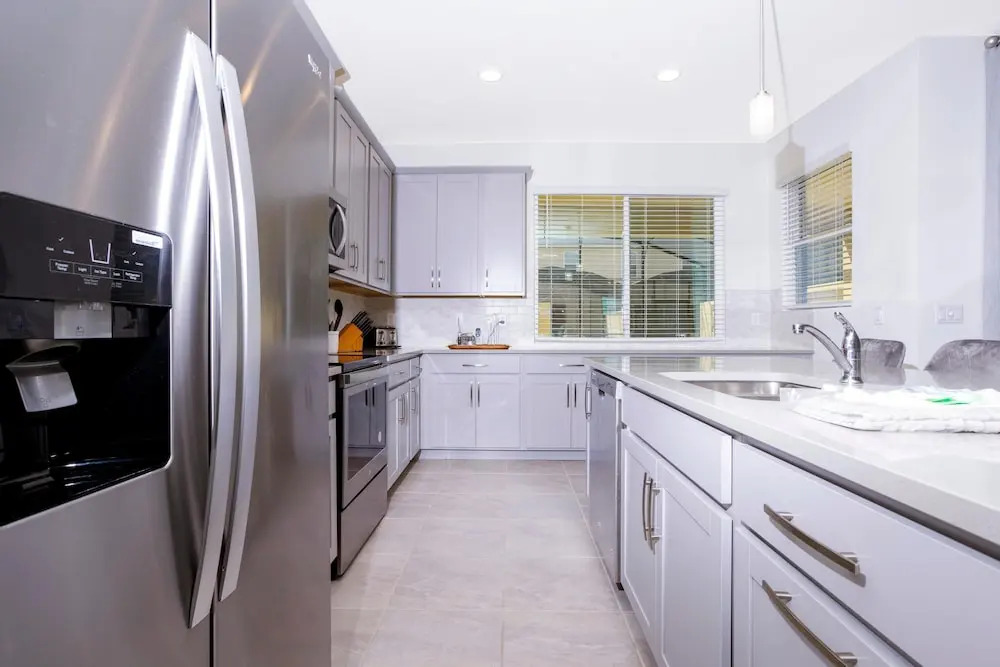 2182 FMP - 4BR Luxury Townhome Pool Disney