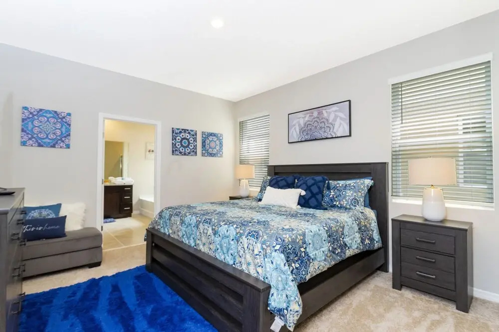 7877 Solterra Resort 6Bd 12G 130610