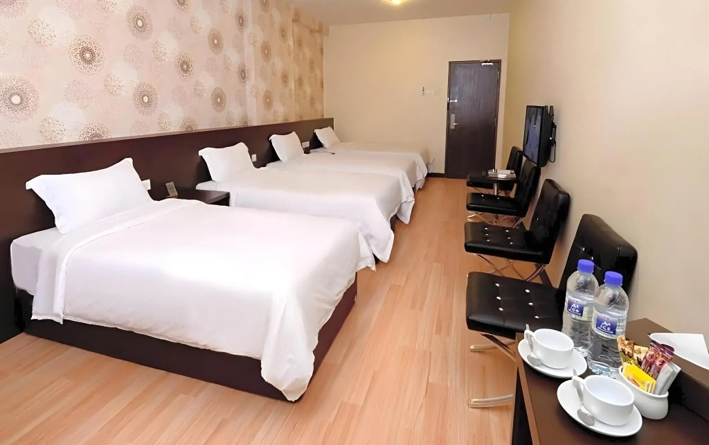 Hotel Tebrau CT