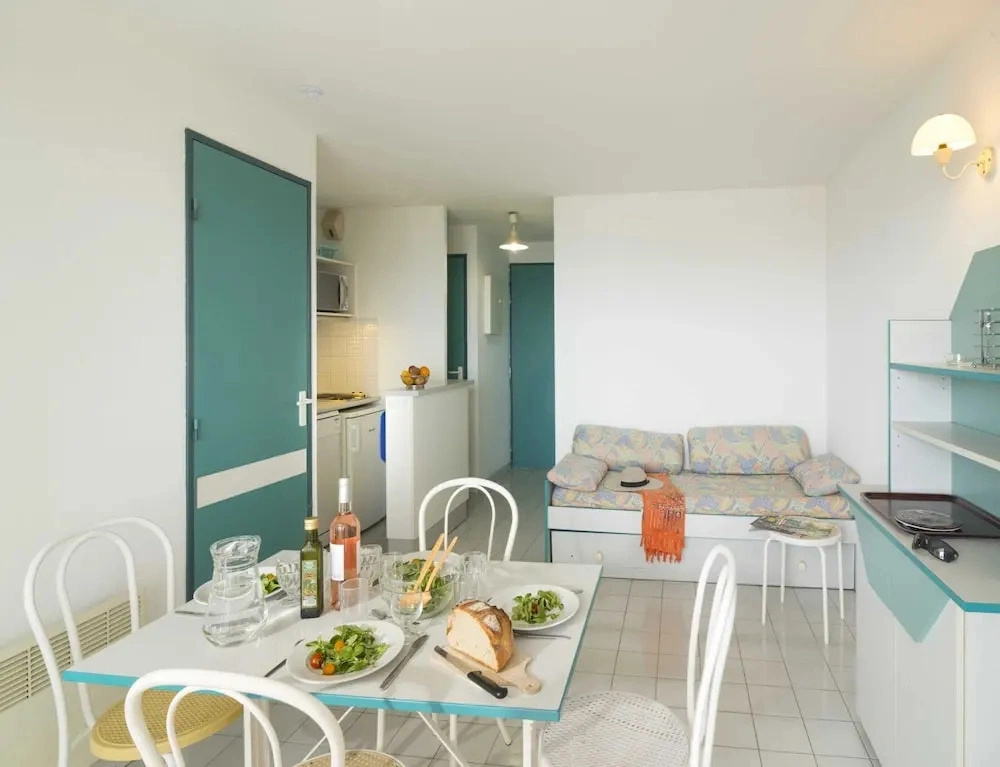 Spacious Coastal Stay for 8 in Cap Dagde