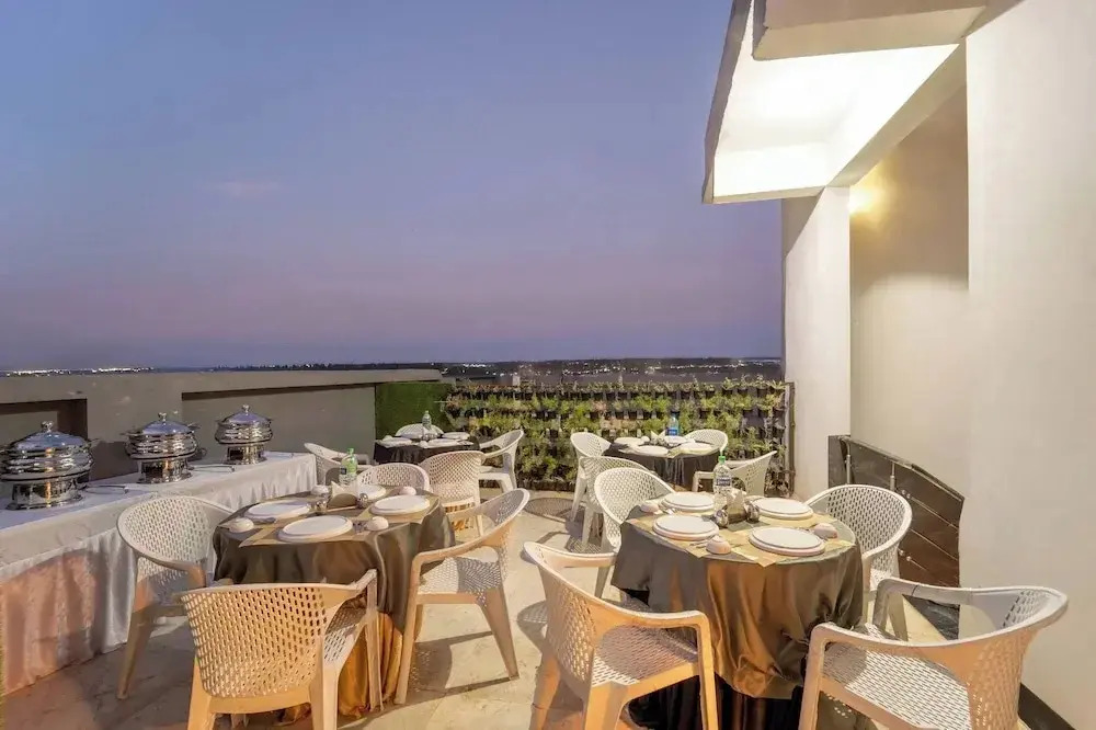 Hotel Vedic Vista