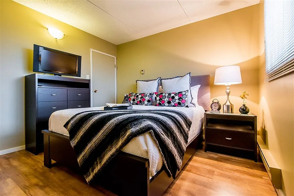 Executive Suites by Roseman Calgary - Meredith