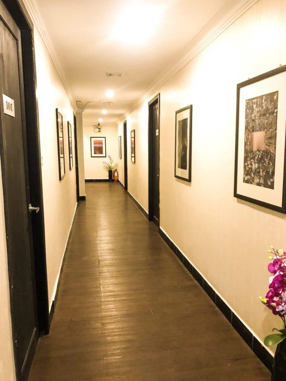 River Star Hotel