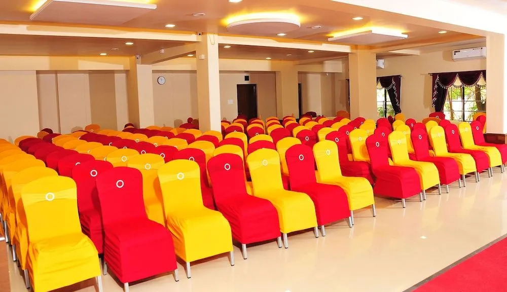 Aakash Hotel