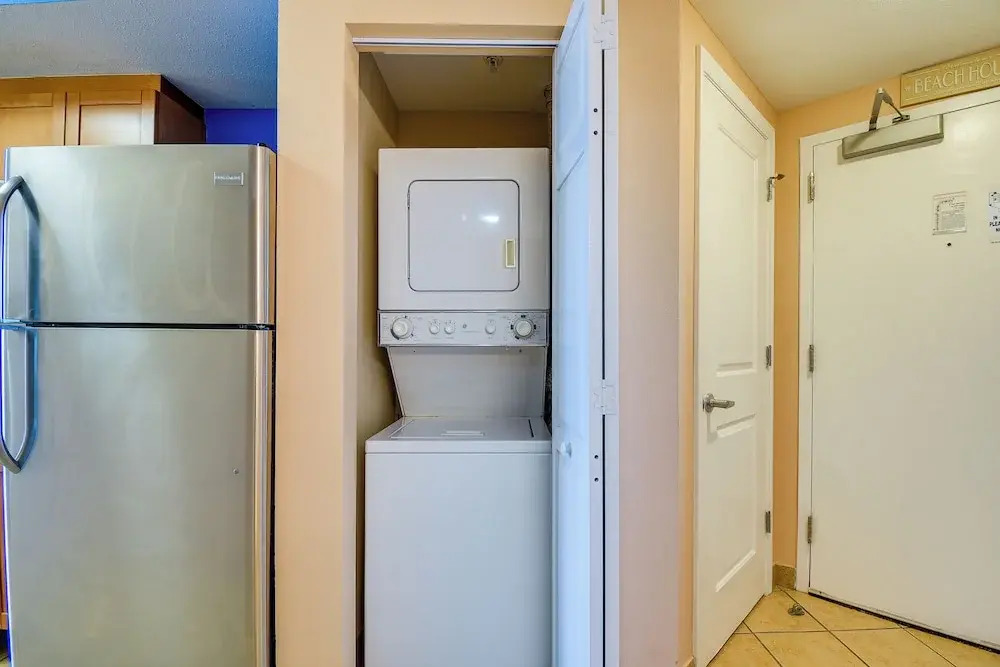 North Myrtle Beach Vacation Rental ~ 2 Mi to Beach
