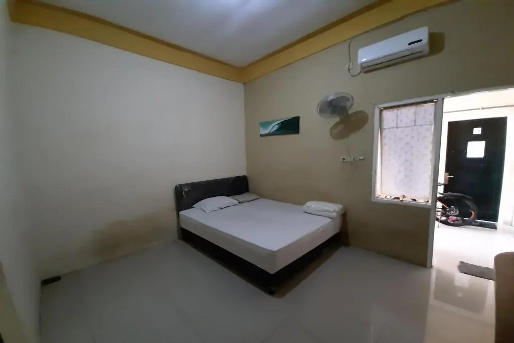 OYO Life 2982 Griya Aisyah Residence 2