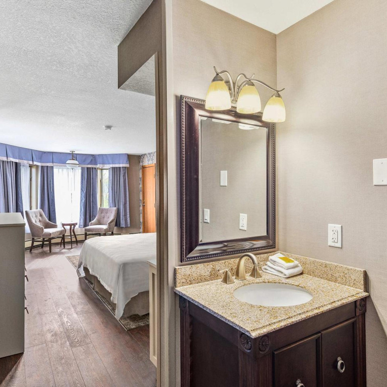 Hotel Seward by Aspen Hotels