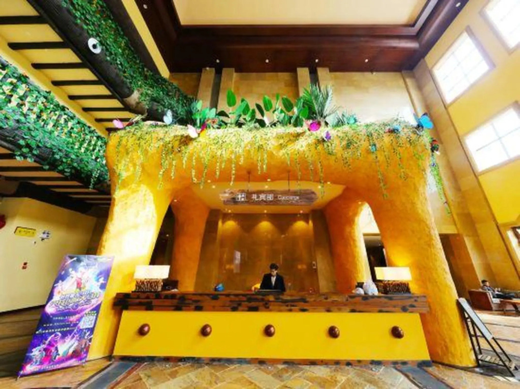 Ling Ling Hotel