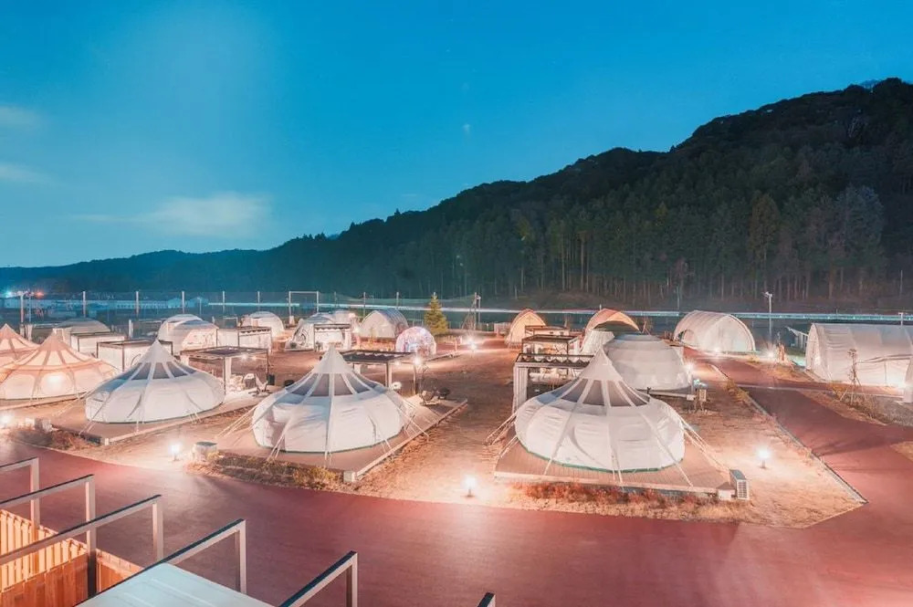 Glamping & Port