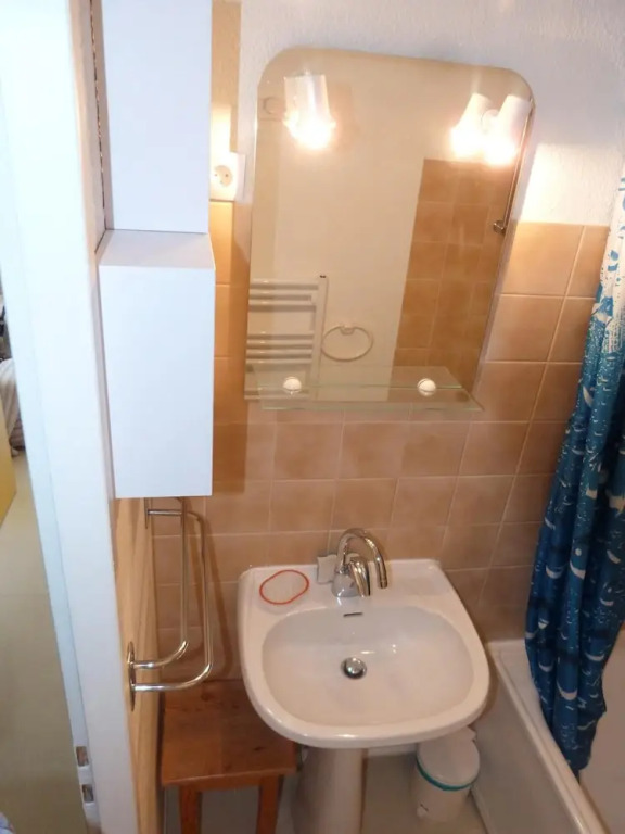 Thymel N°8 : 2 Pièces Cabine 4 Personnes / 2 Rooms Cabin 4 People