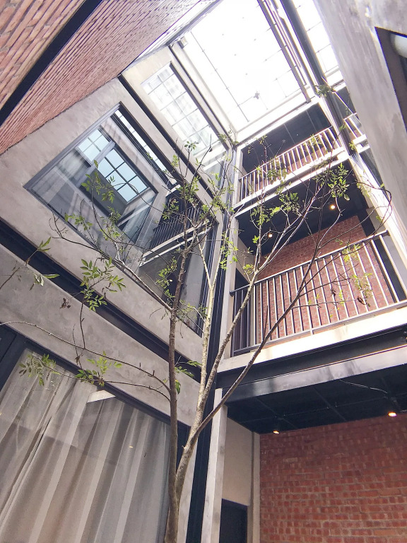 The Gatsby Apartment