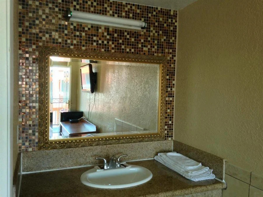 Royal Inn Motel