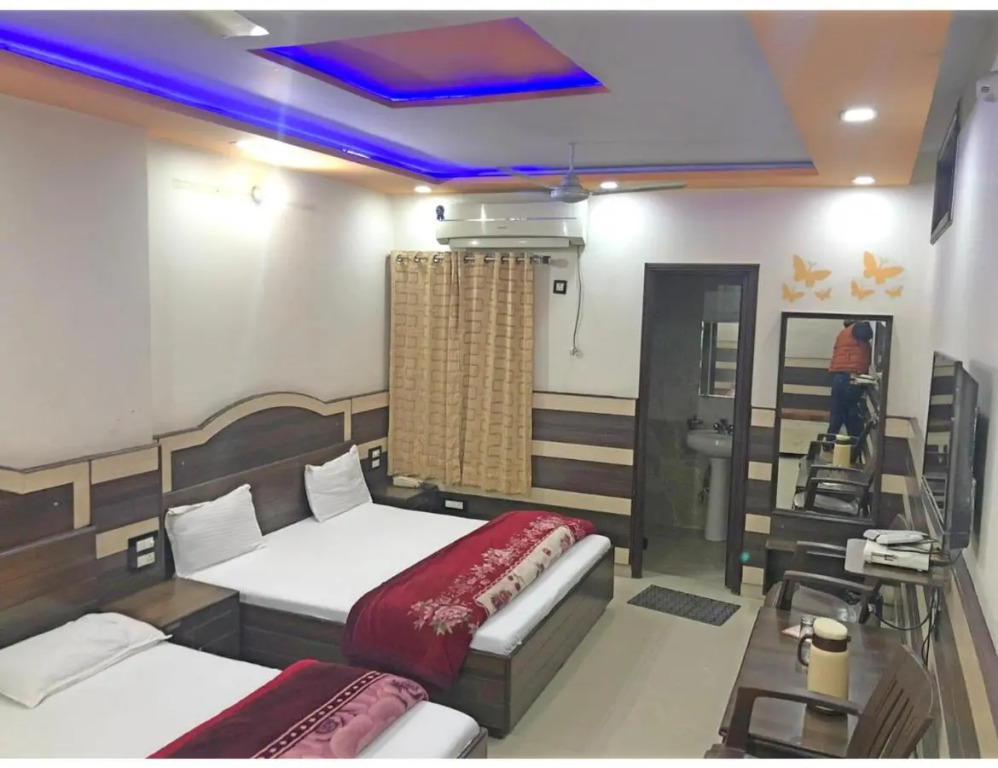 HOTEL G!S Paradise Amritsar - Provided Fully Air Conditioned & Well Decorated Rooms - Free Parking And Free Wi-fi Facility - A Premium Hotel In Amritsar