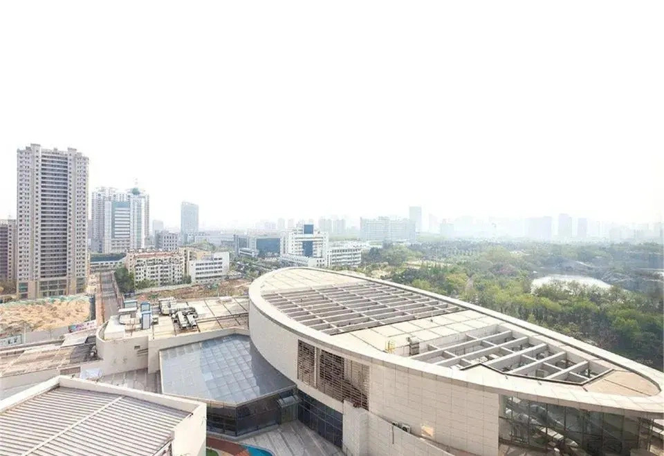 Huarong Apartment Hotel
