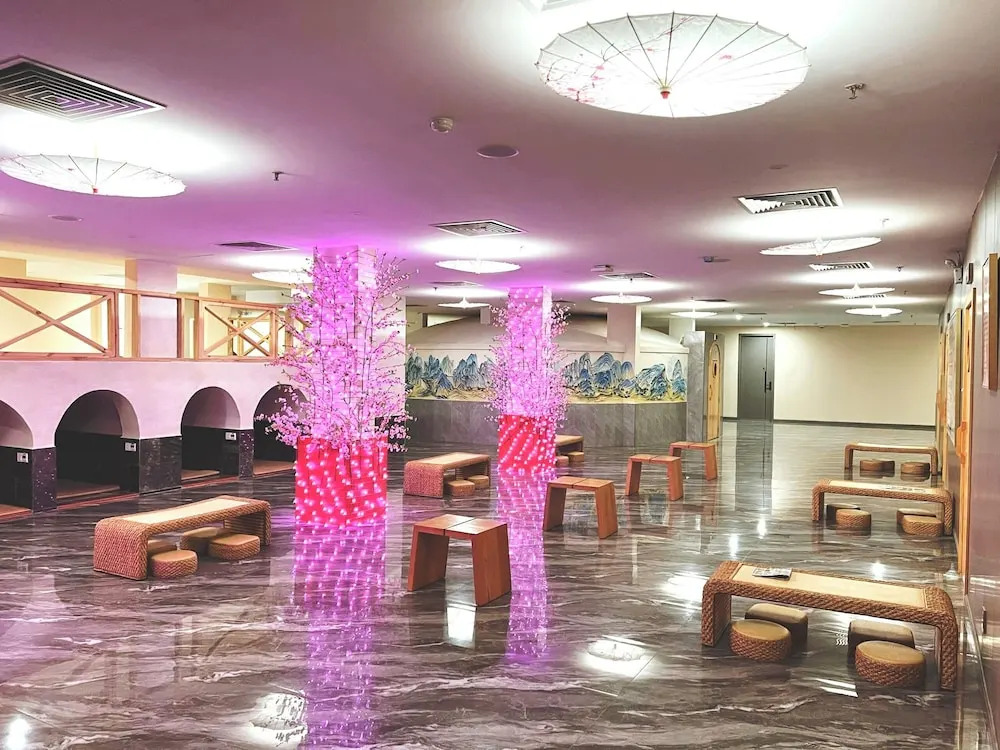 Wah Fu Hotel