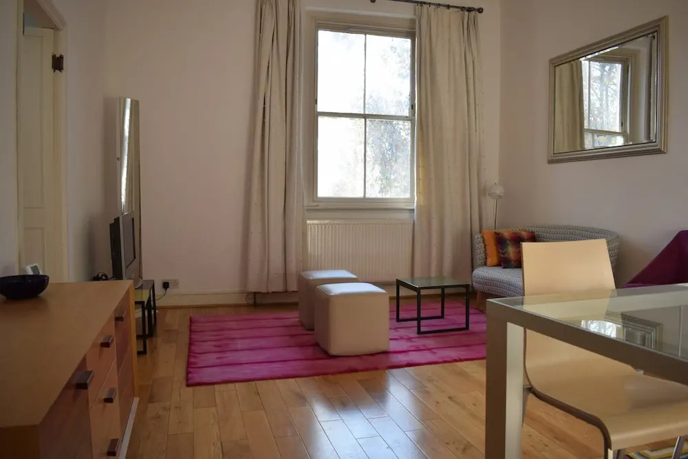 1 Bedroom Apartment in London Central Area