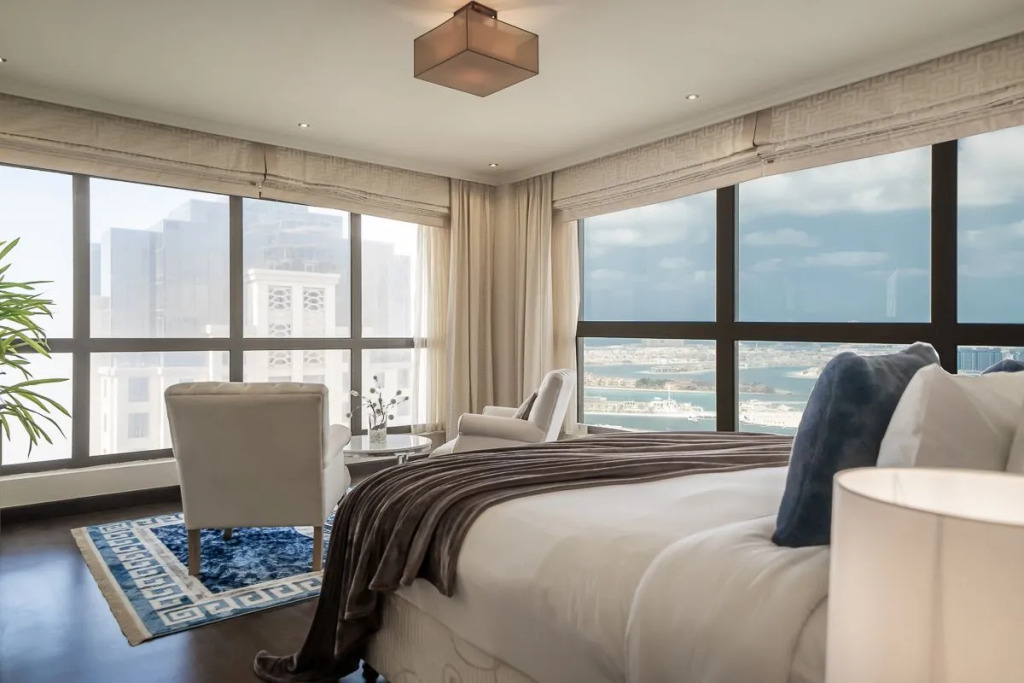 Marvelous apt. with stunning views in JBR