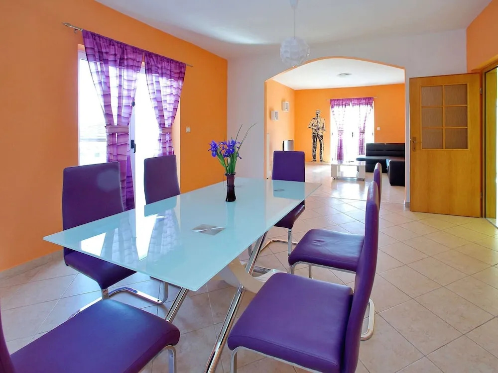 Modern Apartment in Bibinje With Pool