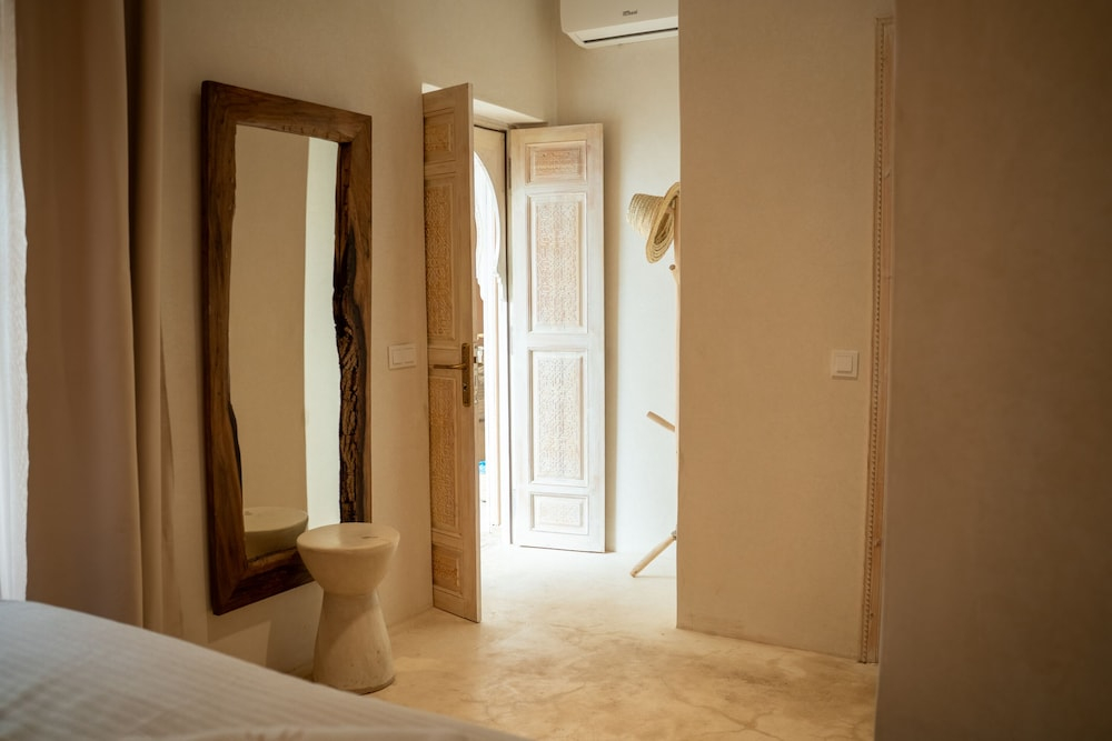 Riad ICA