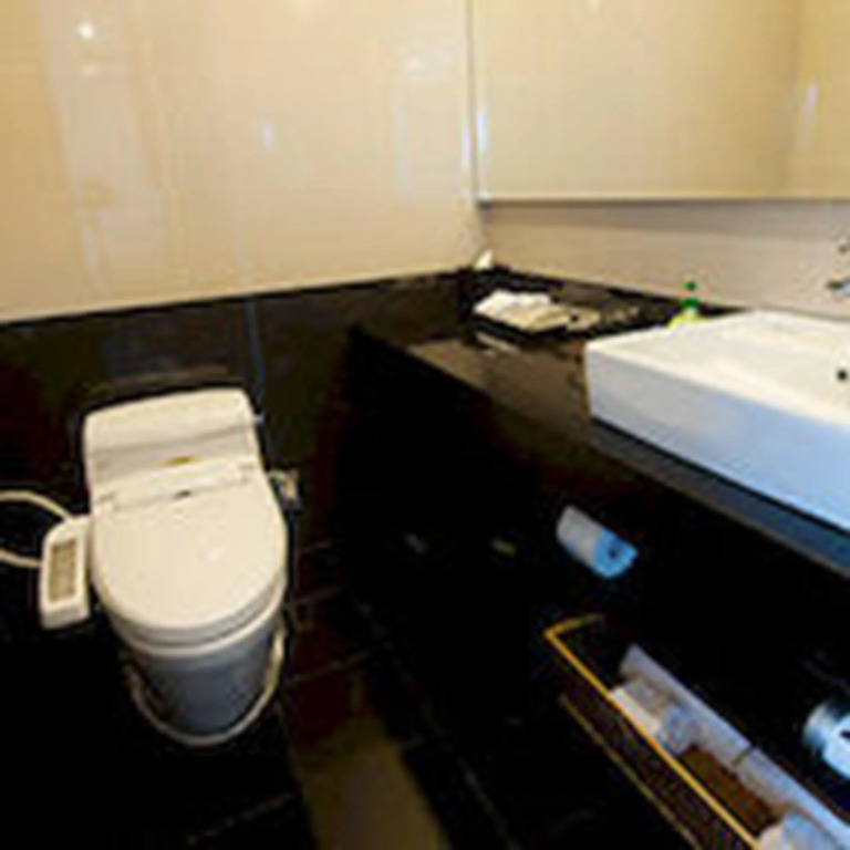 Sakura Hotel 2
