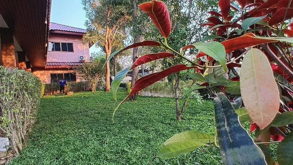 Sukhothaigrand hotel and landmark