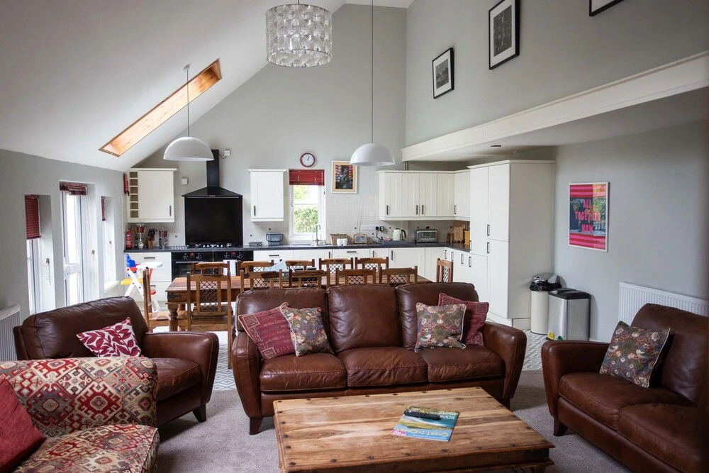Coach House - 5 Bedroom - Llanfyrnach