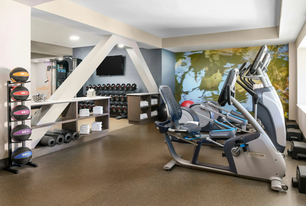 DoubleTree by Hilton Orlando Airport Hotel