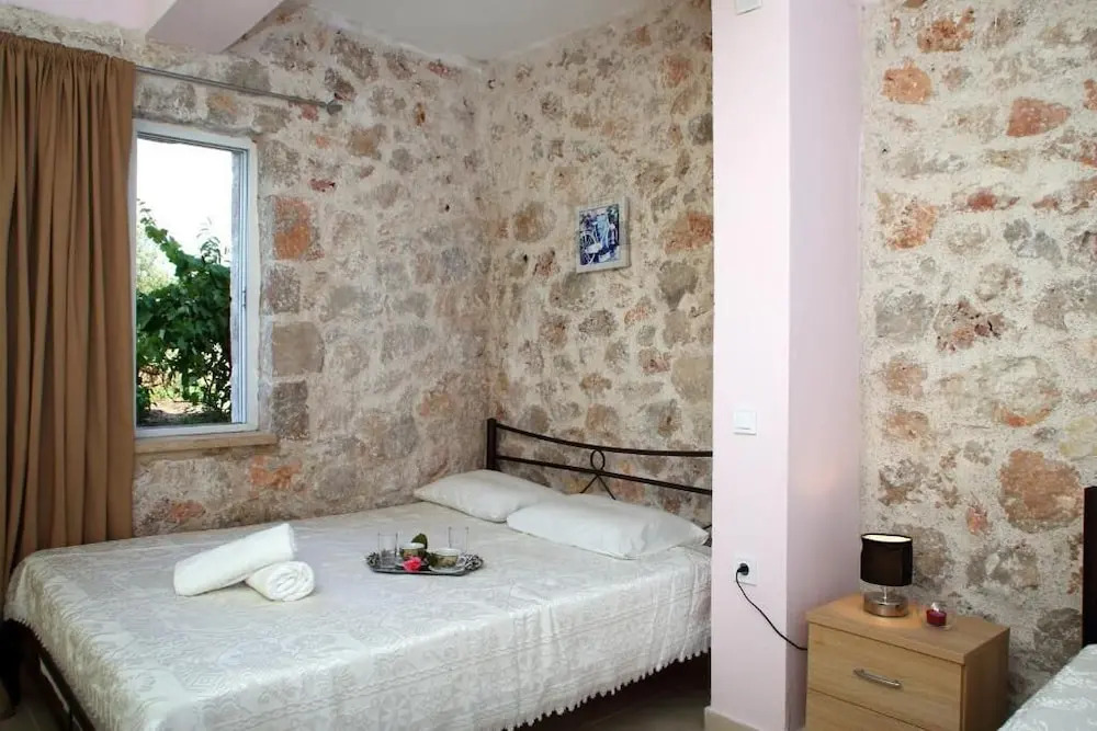 Gountis apartment
