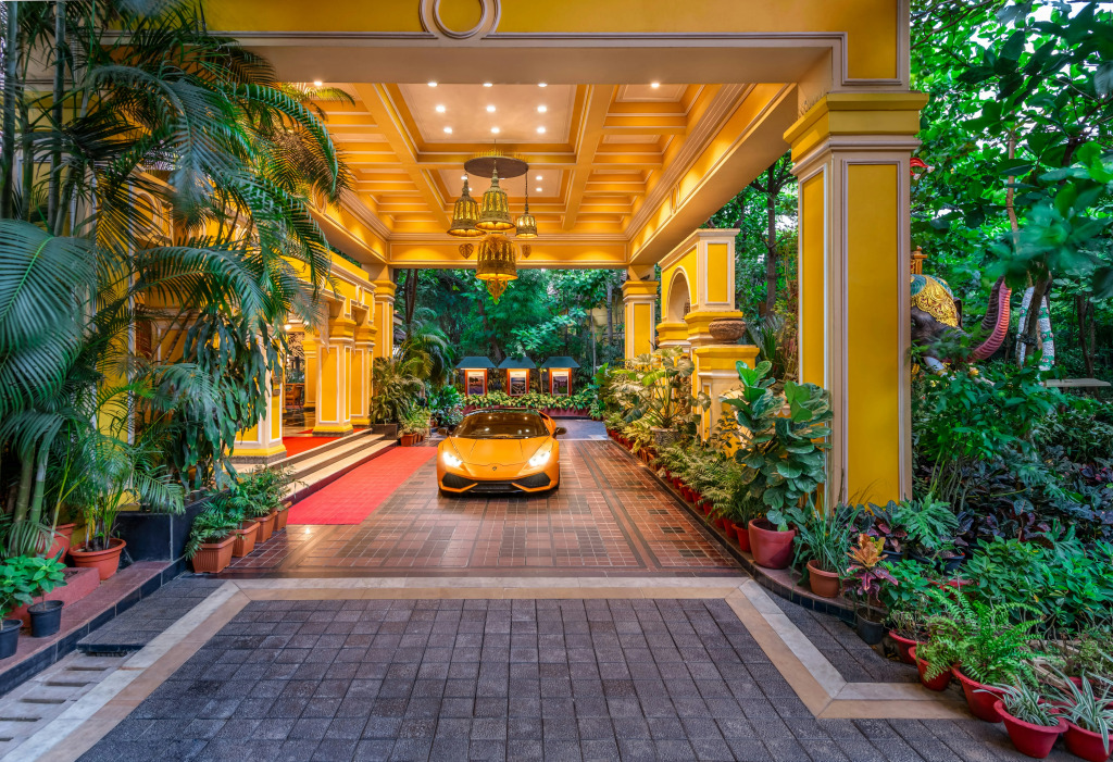 Mayfair Lagoon
