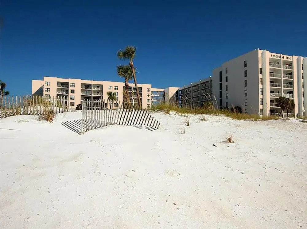 Emerald Isle 208