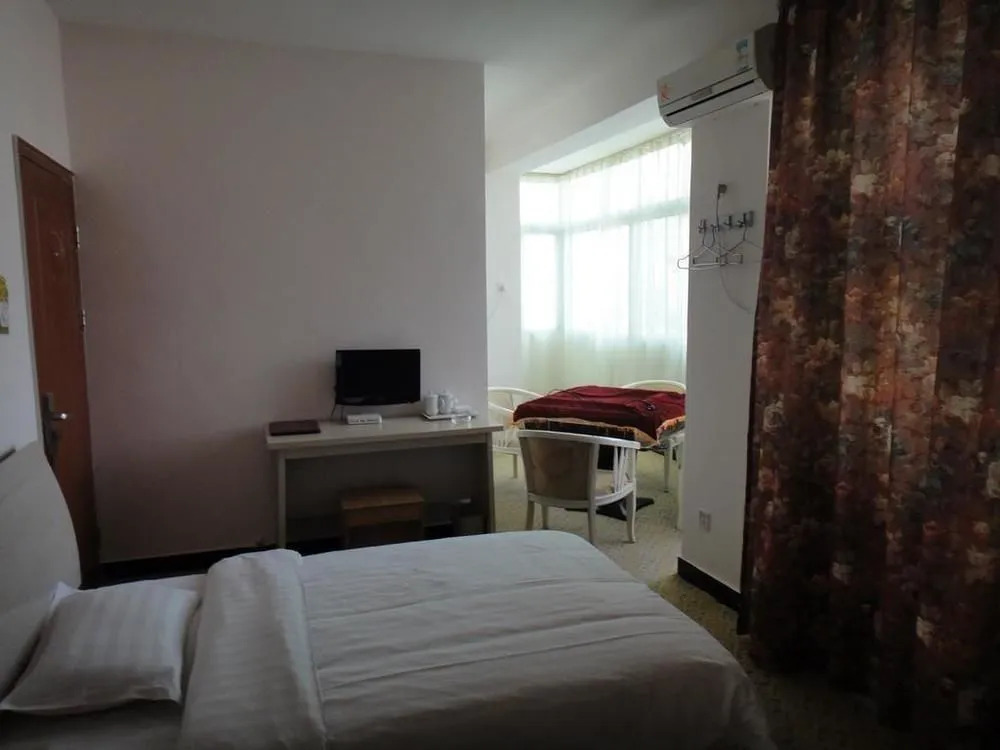 Friday Hotel