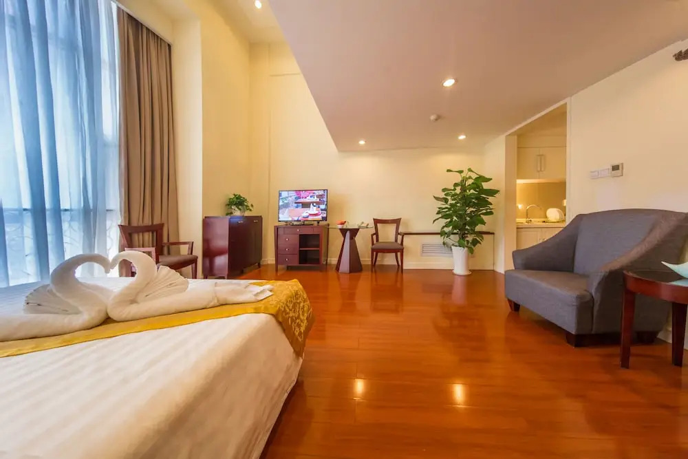 Yantai Meiya International ApartHotel