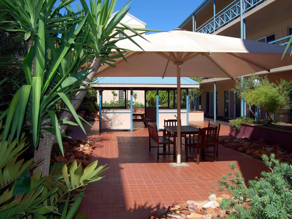 Stay at Alice Springs Hotel