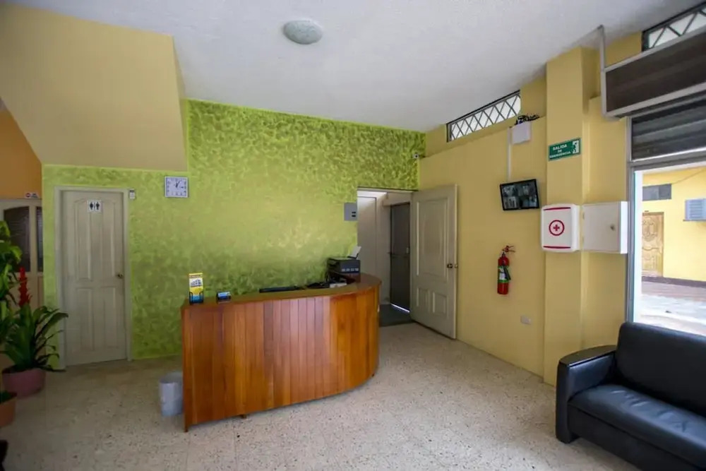 Hostal Andry