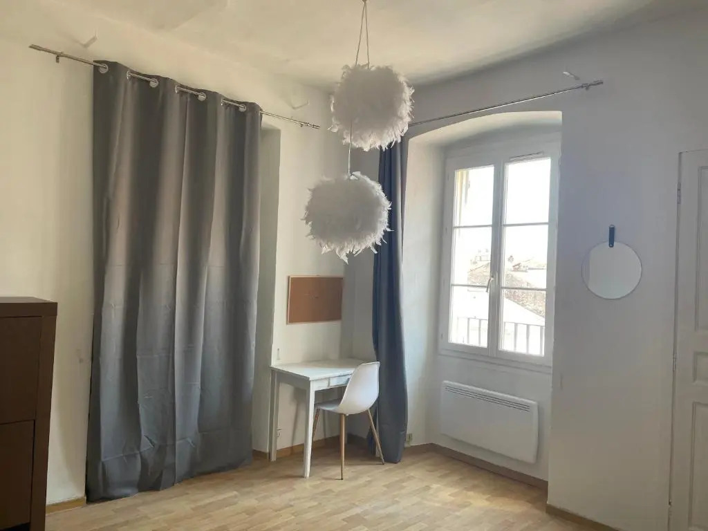 Charmant T3 50m2 plein centre corte 13 cours paoli wifi écran plat lave linge 6 couchages