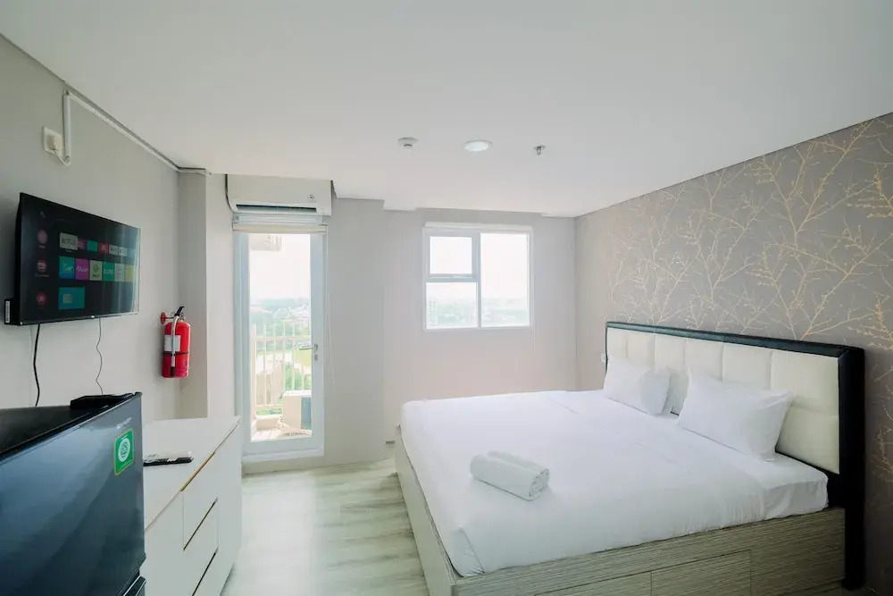 Minimalist Designed And Nice Studio At Bintaro Icon Apartment