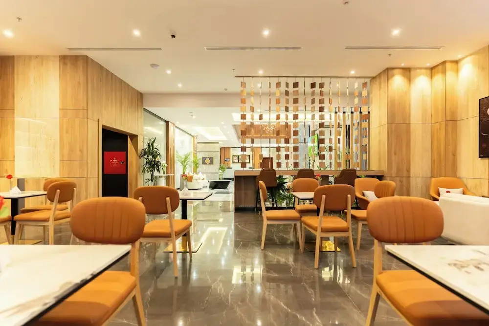 Lumian Hotel